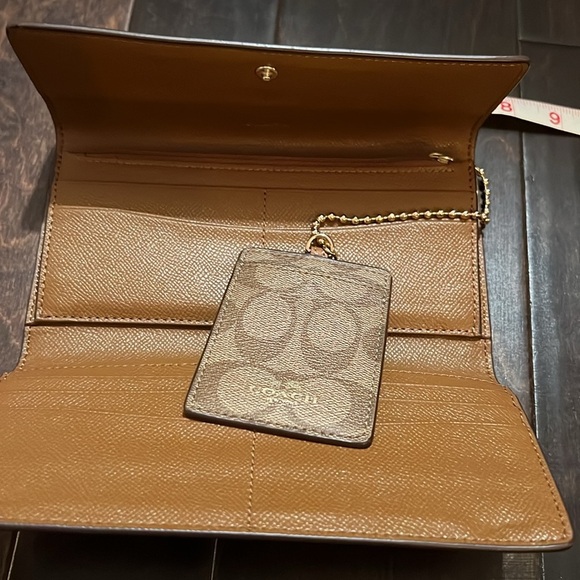 Coach Christie carryall with matching wallet EUC - Picture 15 of 16